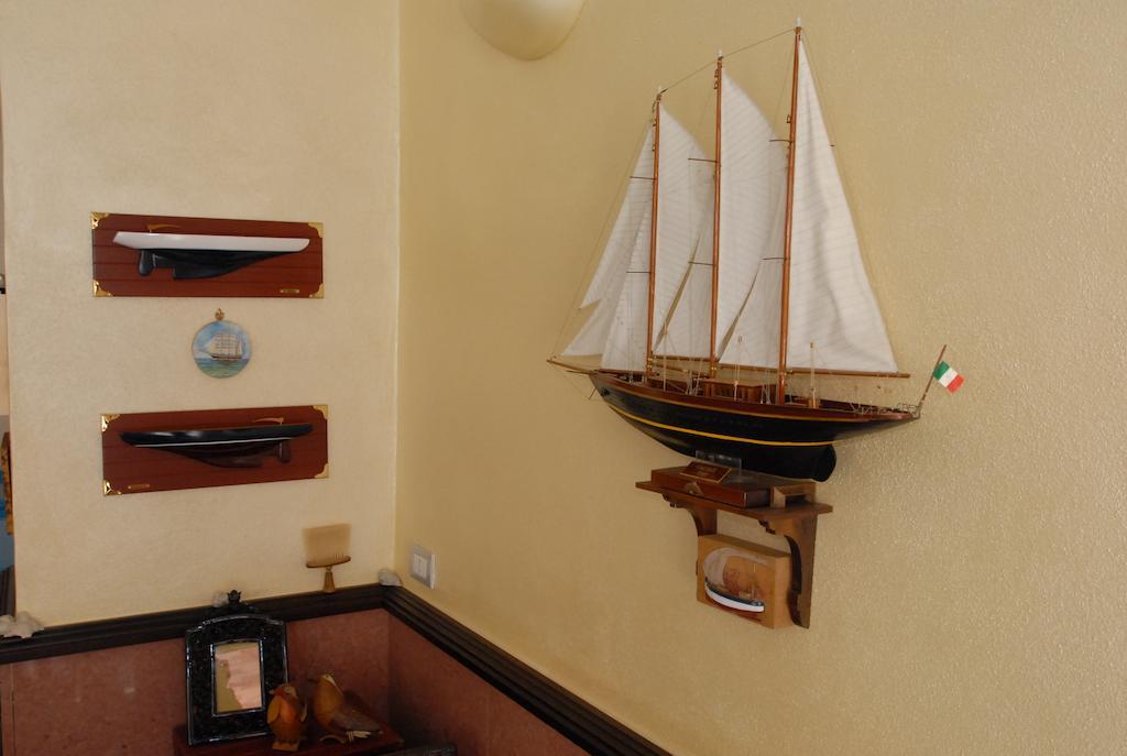 Antico Caffe' Del Moro Hotel Bonassola Bagian luar foto